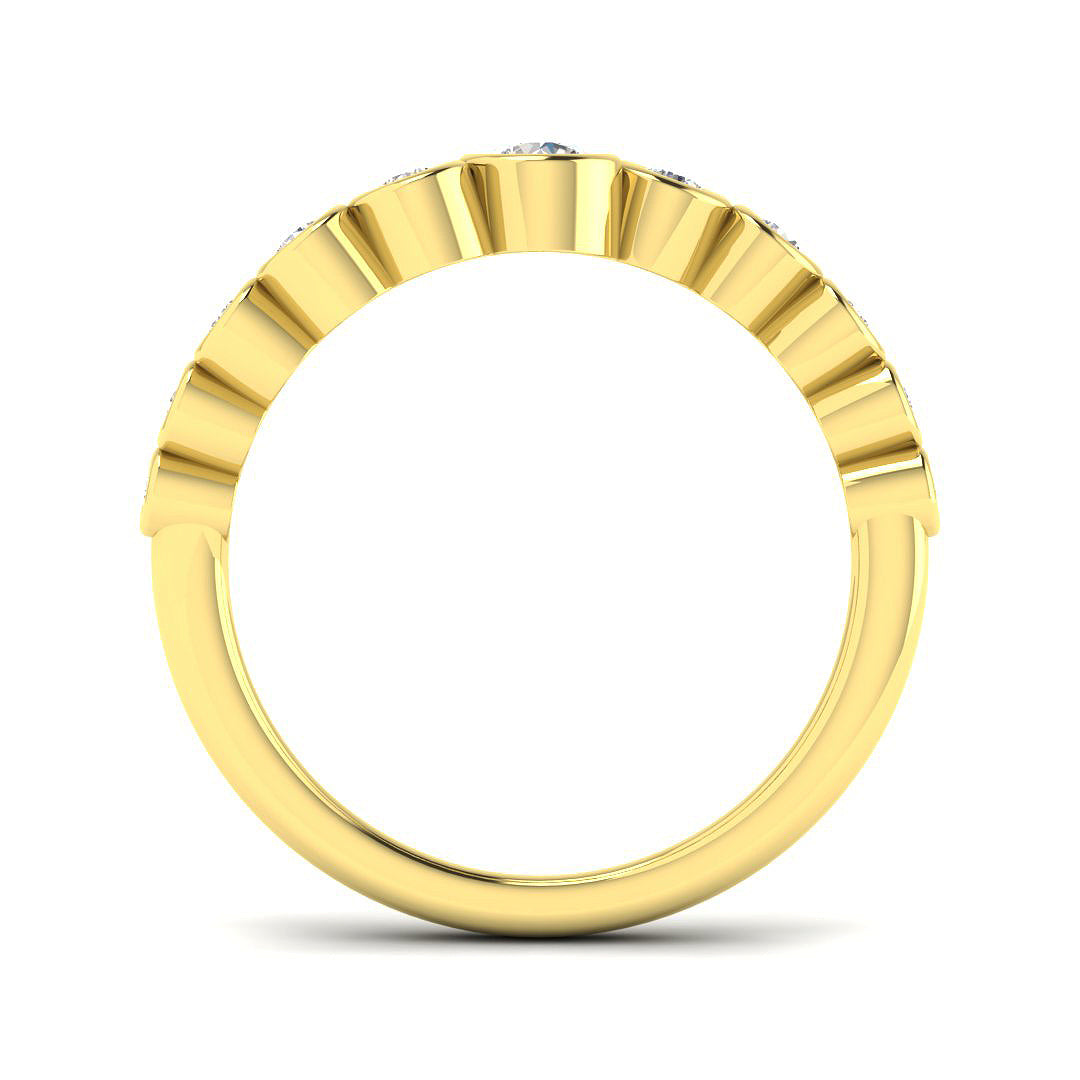 Lab Grown Diamond Bubble Ring with Graduated Bezel Set In Yellow Gold
