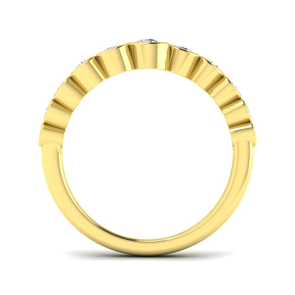 Lab Grown Diamond Bubble Ring with Graduated Bezel Set In Yellow Gold
