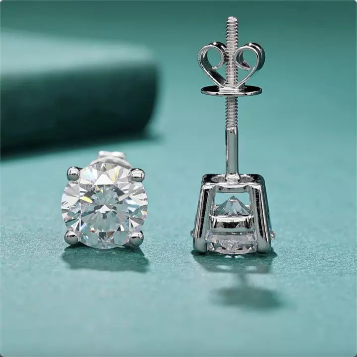 Lab grown Round Diamond Stud Earrings