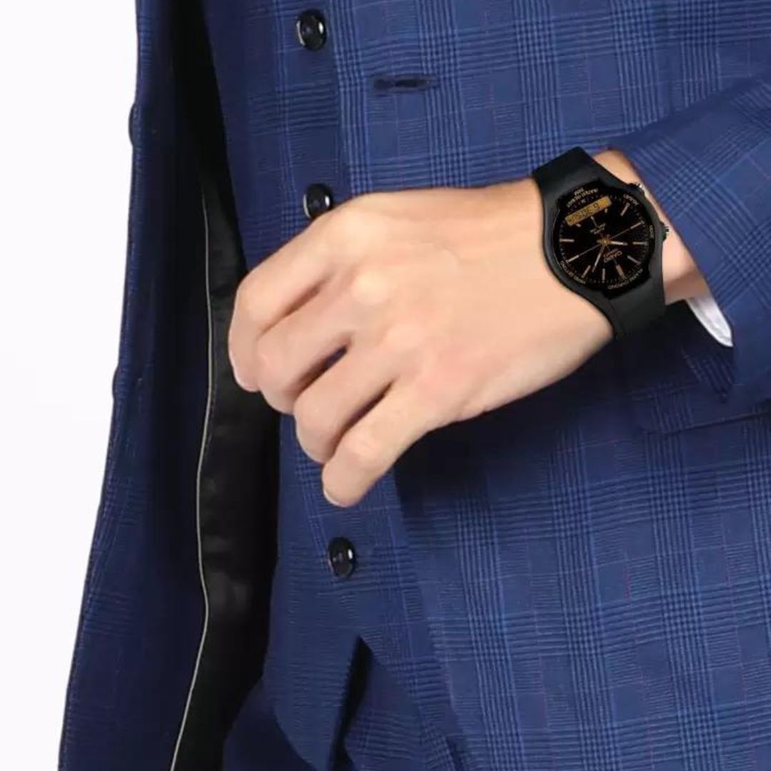 Men's Dual Display Watch Black – 50m Water Resistant with Stopwatch