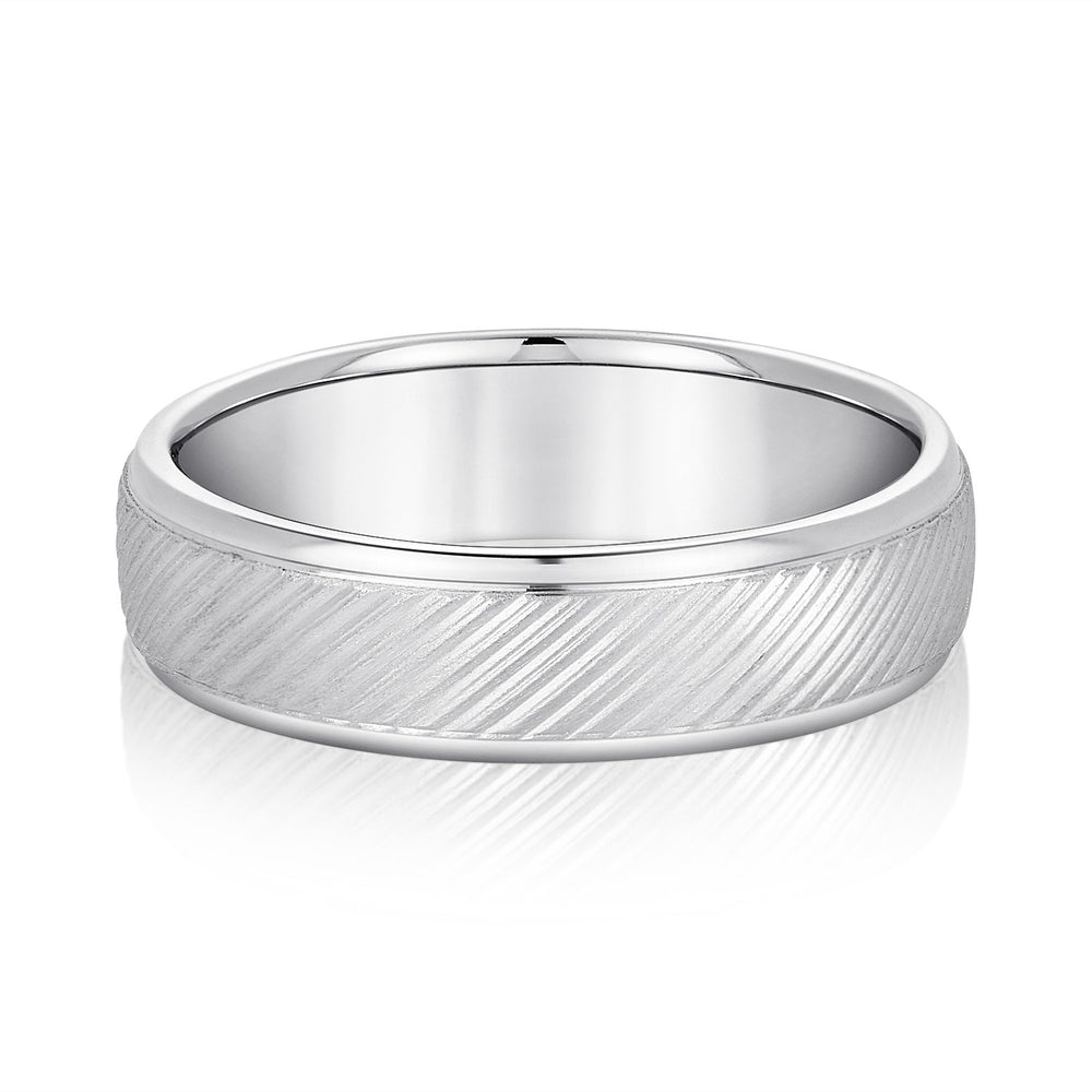 Slim Men's 5mm-8mm Diagonal Brushed Gold Band with Bevelled Edges