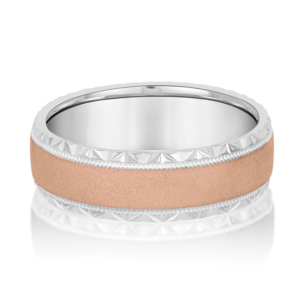 Slim Men's 5mm-8mm Carved Gold Band Contour