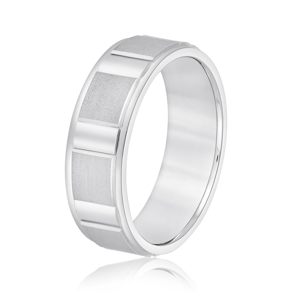 Bold Men's 5mm-8mm Carved Gold Band Secure