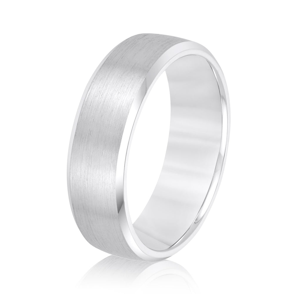Slim Men's 5mm-8mm Carved Gold Band Bevelled Edge