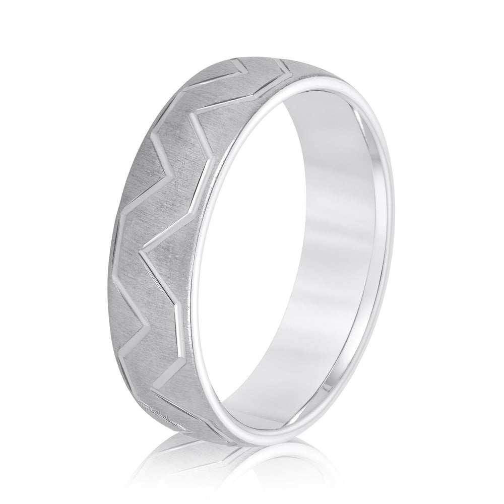 Bold Men's 5mm-8mm Carved Gold Band Heirloom