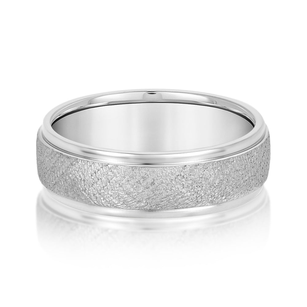 Slim Men's 5mm-8mm Carved Gold Band Band