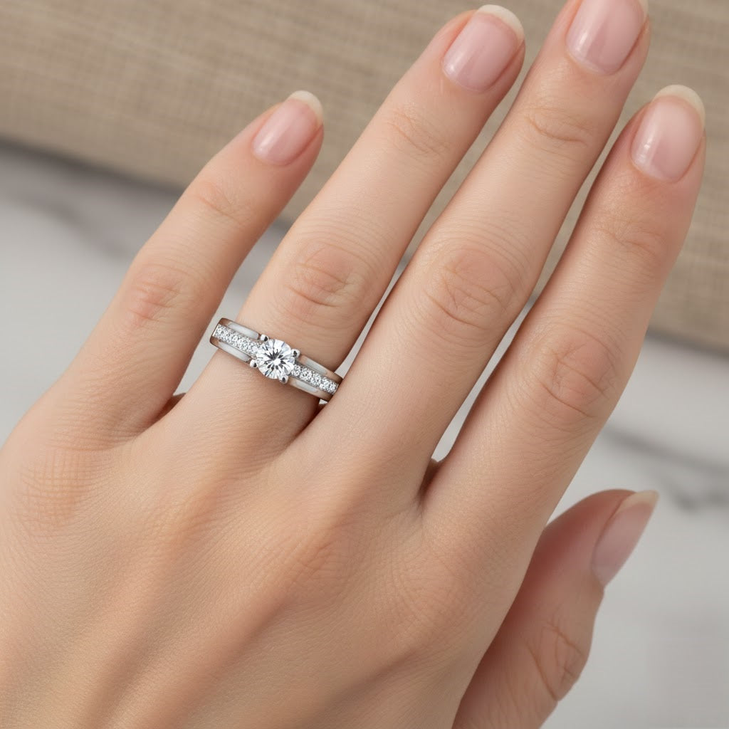 Pavé Shoulder Diamond Ring