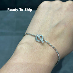 Round Natural Diamond Toggle Bracelet in Platinum for Women | Luxury Jewelry