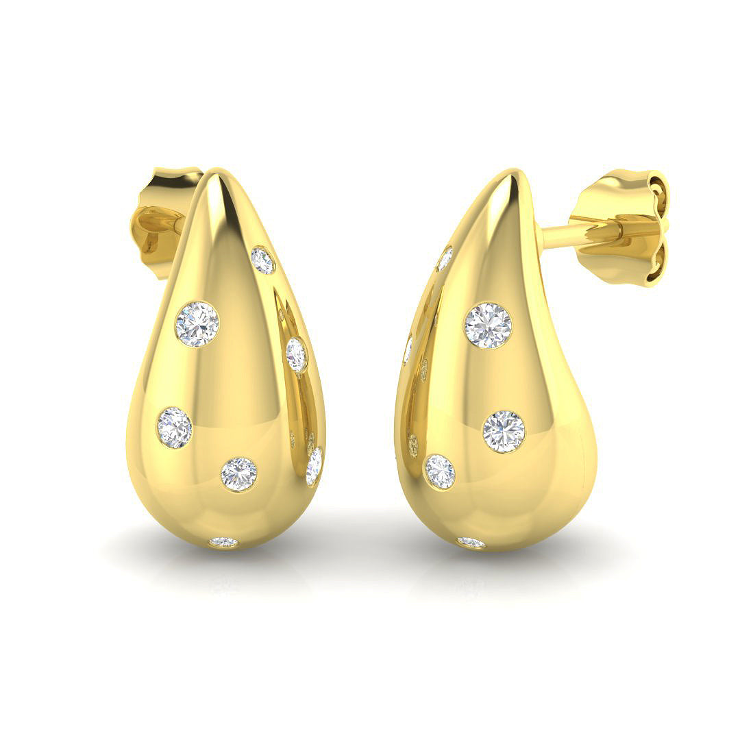 Beautiful 0.25Ct Scattered Diamond Teardrop Stud Earrings in White Gold