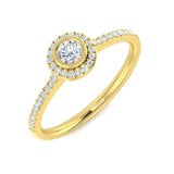 Verlobungsring mit natürlichem, rund geschliffenem Diamanten und Halo-Fassung