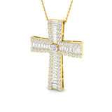 Kreuzkette mit Baguette- und Runddiamanten (1,00 ct – 4,50 ct) in Krappenfassung, gefertigt aus 9- und 18-karätigem Gold.