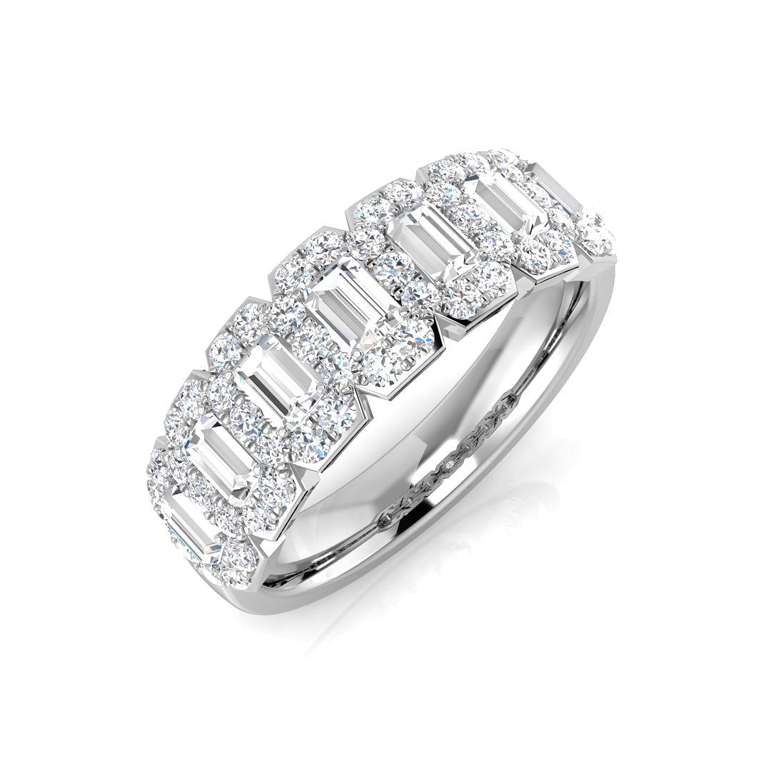 Alliance ou bague de mariage 7 pierres sertie de diamants naturels taille baguette, idéale pour un anniversaire ou une cérémonie.