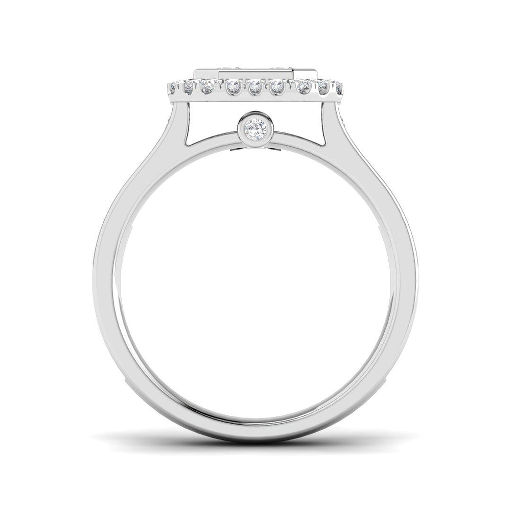 Round Cut Diamond Cluster Engagement Ring