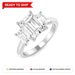 Lab grown diamond earring