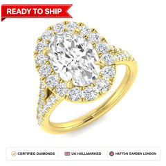 Lab grown diamond earring