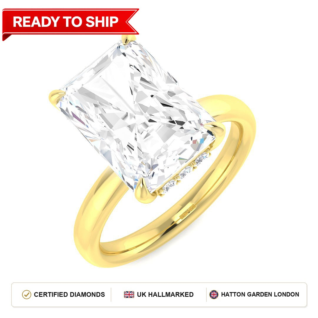 Lab grown diamond earring