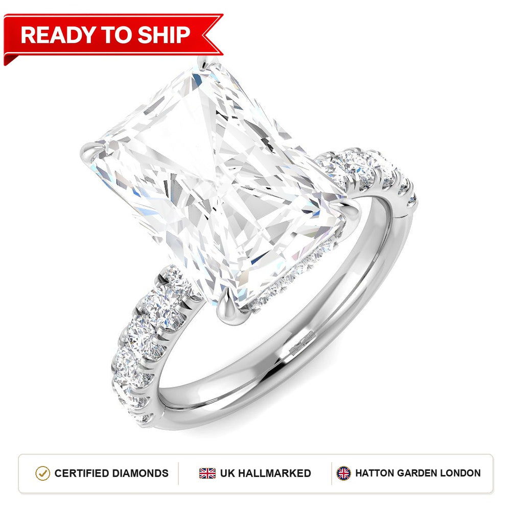 Lab grown diamond earring