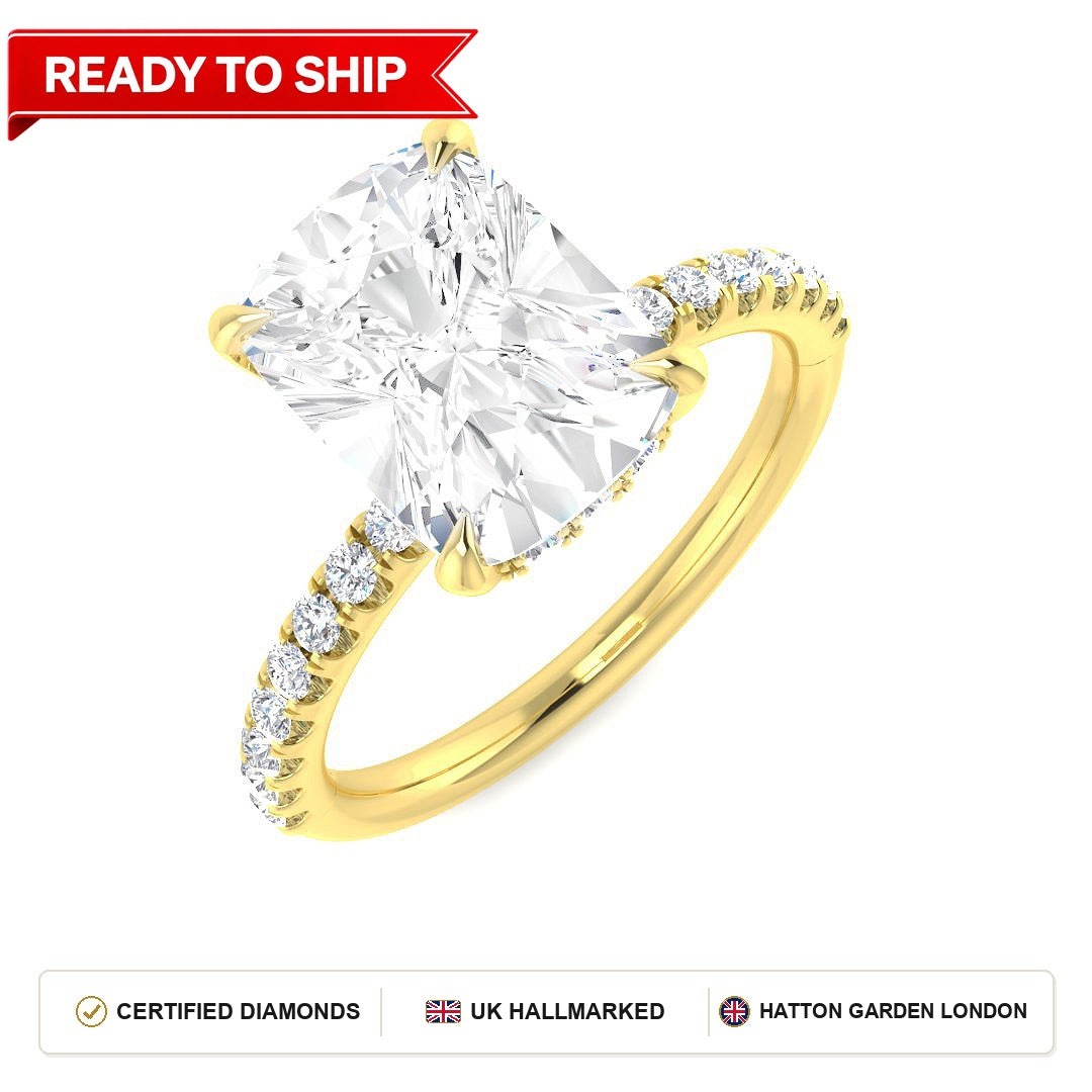 Lab grown diamond earring