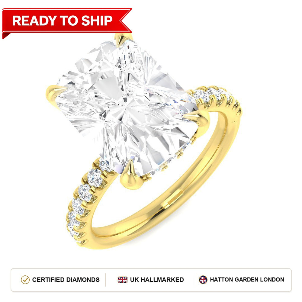 Lab grown diamond earring