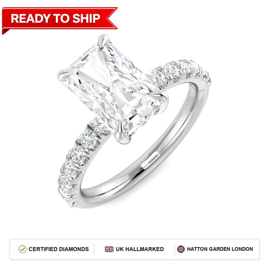 Lab grown diamond earring