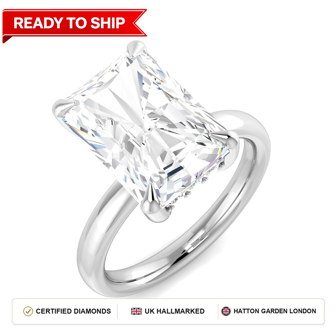 Lab grown diamond earring