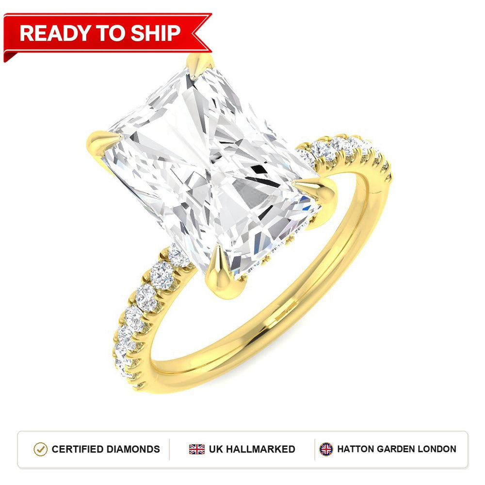 Lab grown diamond earring