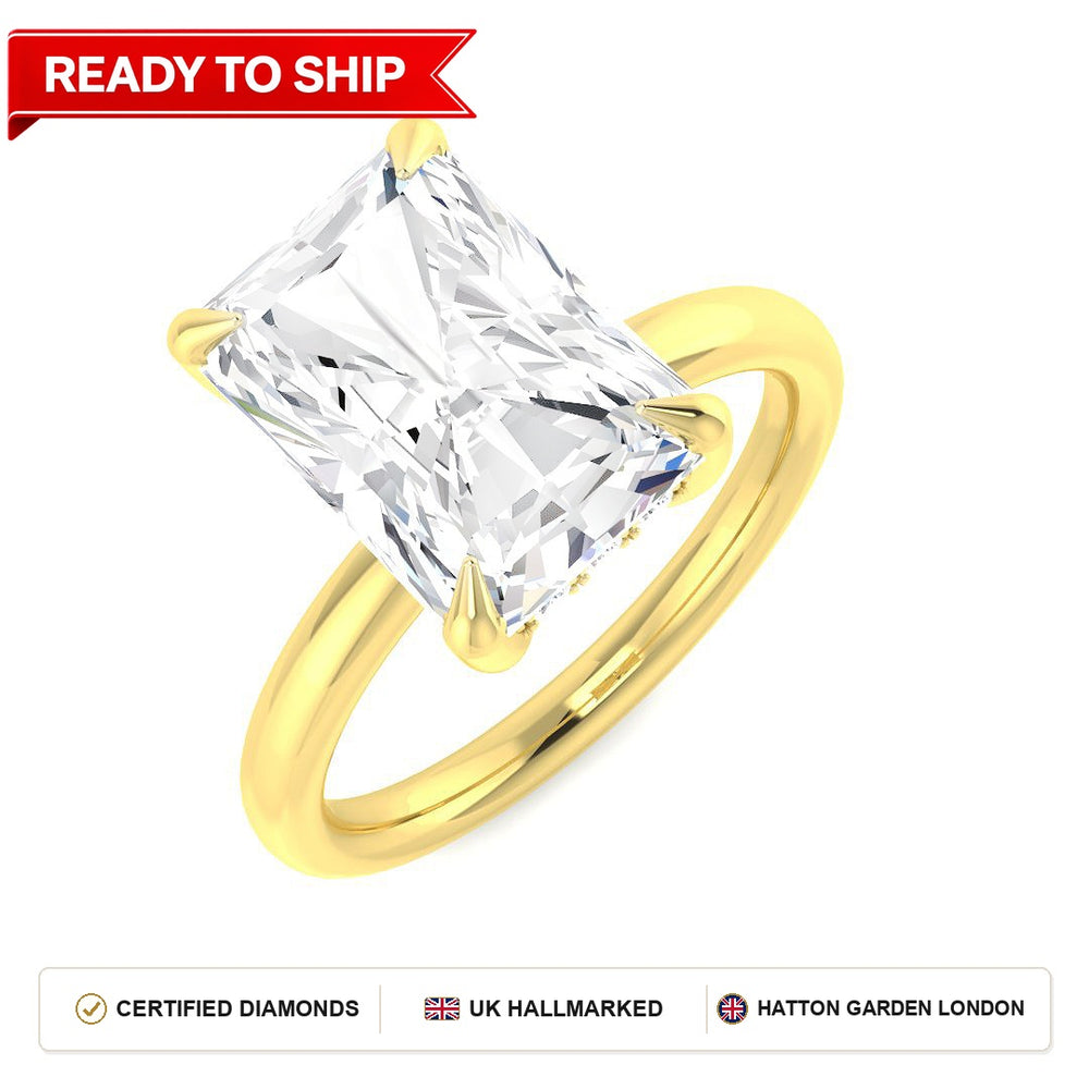 Lab grown diamond earring
