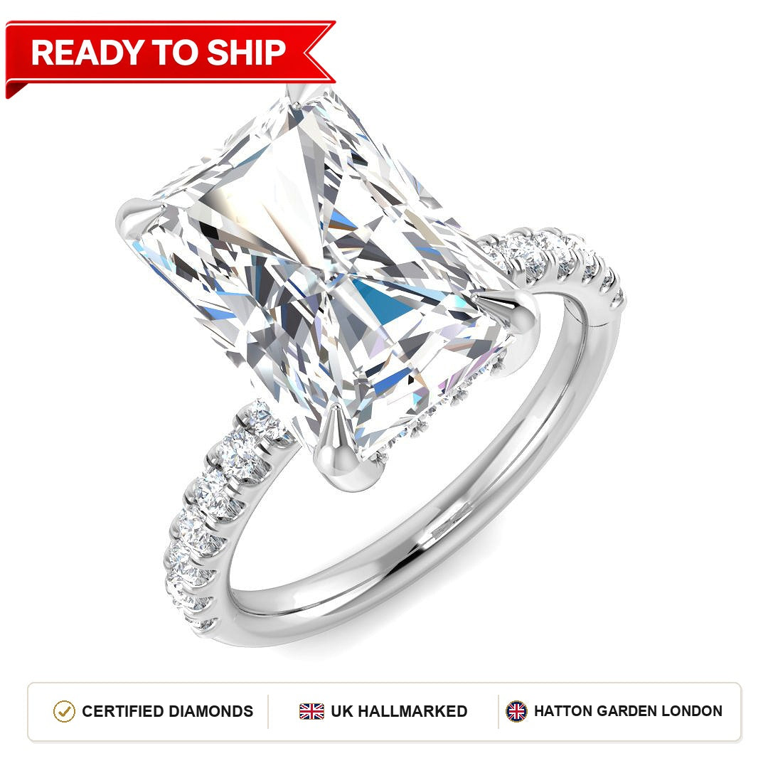 Lab grown diamond earring