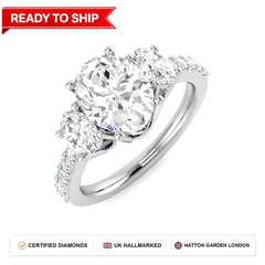 Lab grown diamond earring