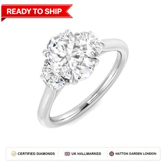 Lab grown diamond earring