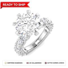 Lab grown diamond earring