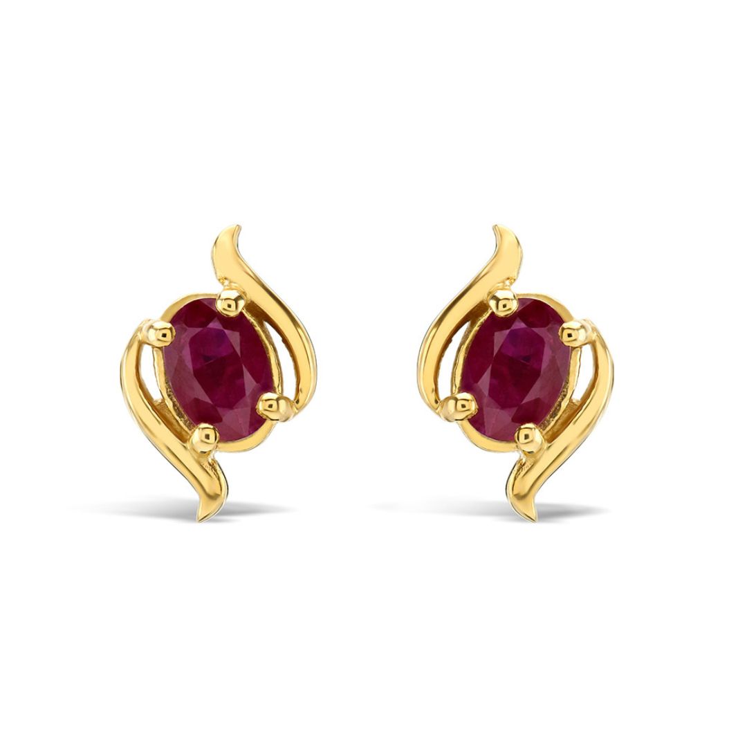 0.73ct Ruby Yellow Gold Earrings