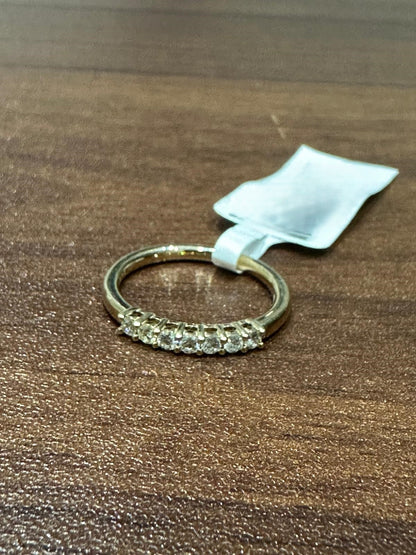 Natural Diamond Prong Set 7 Stone Ring in 9KT Yellow Gold for Women