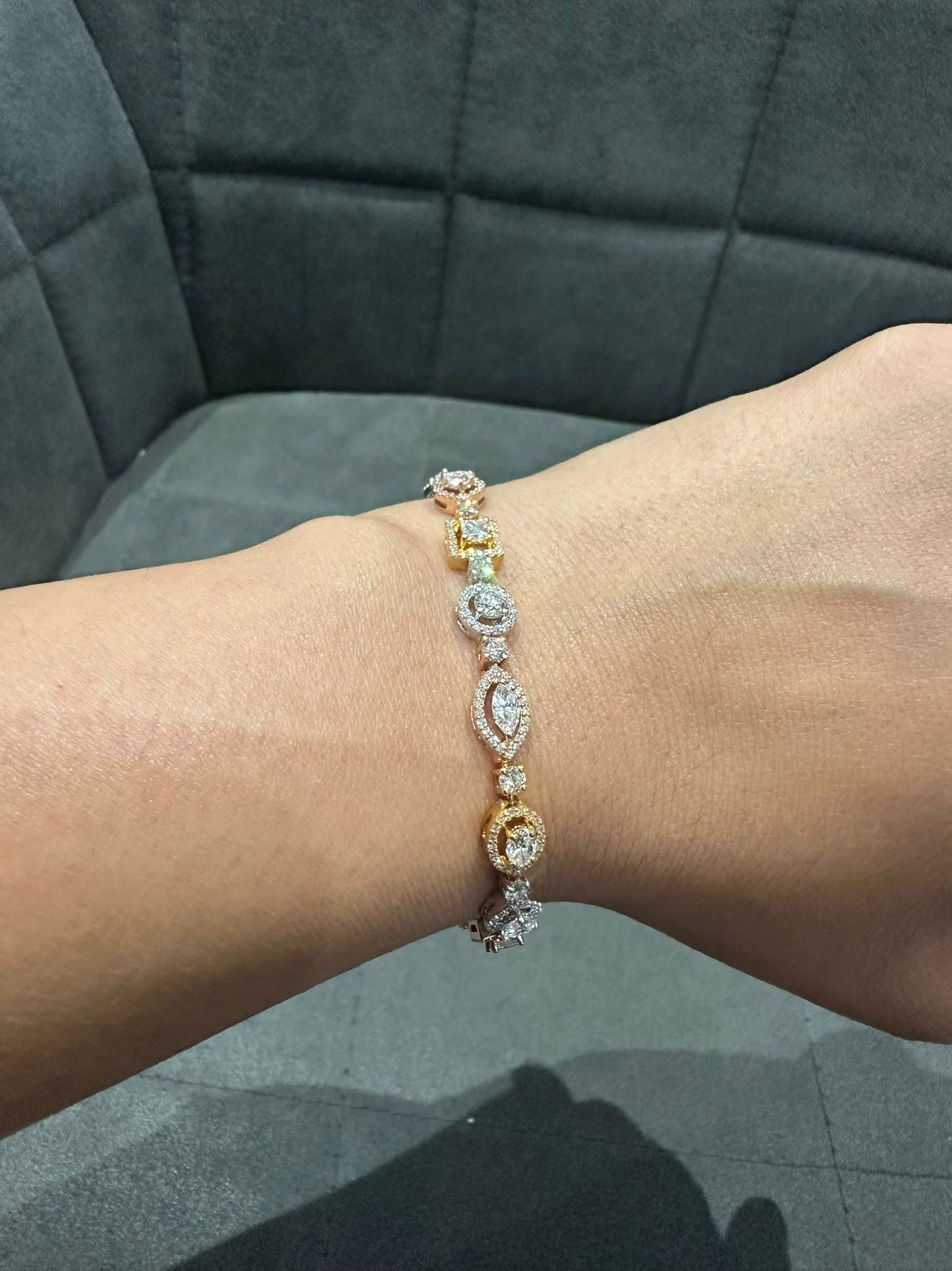 Fancy Shapes 6.00 Carat Natural Diamonds Bracelet in 14K Solid Gold | Luxurious Jewellery