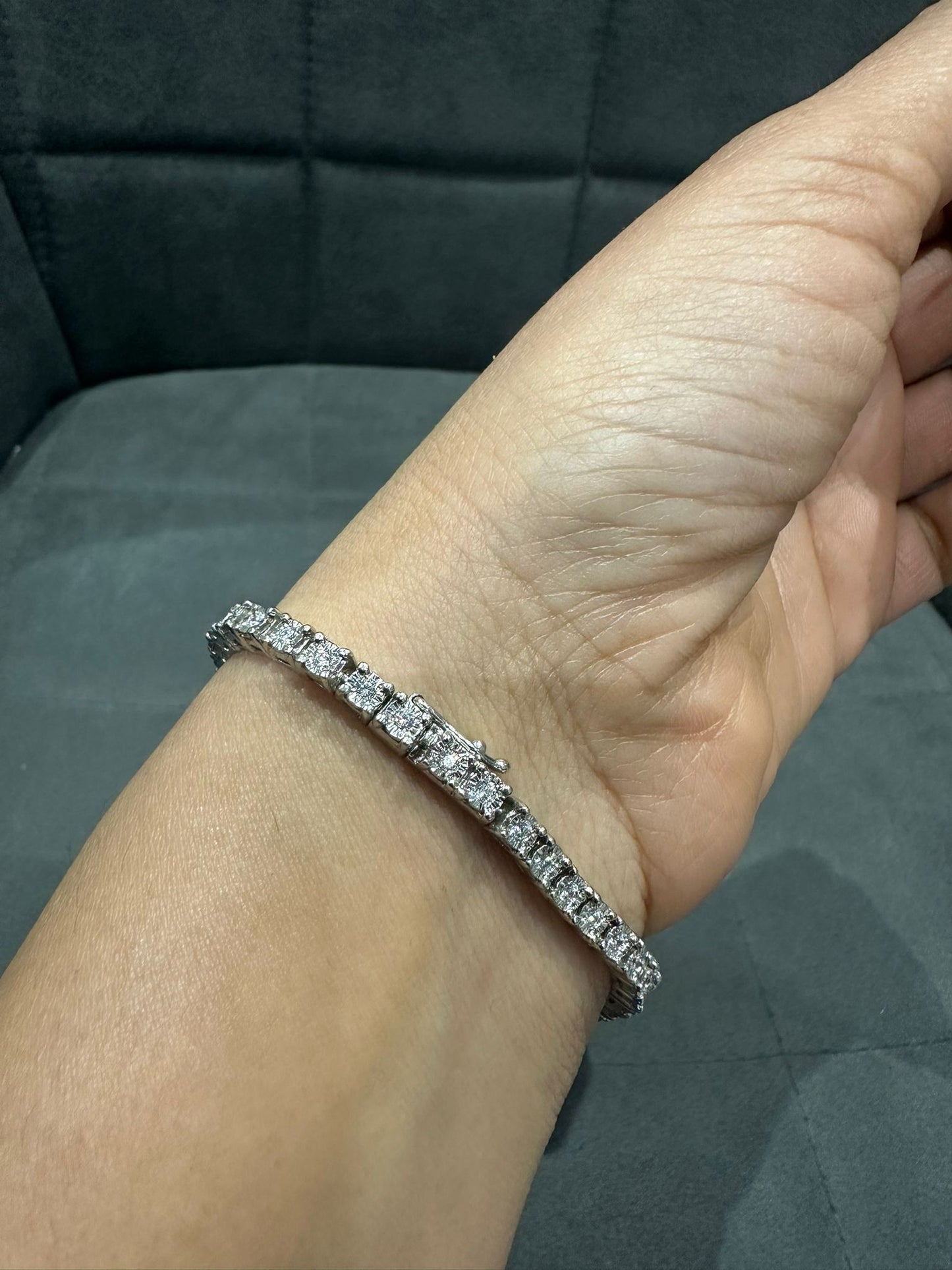 Lab Grown Diamond Illusion Set Tennis Bracelet in 925 Sterling Silver