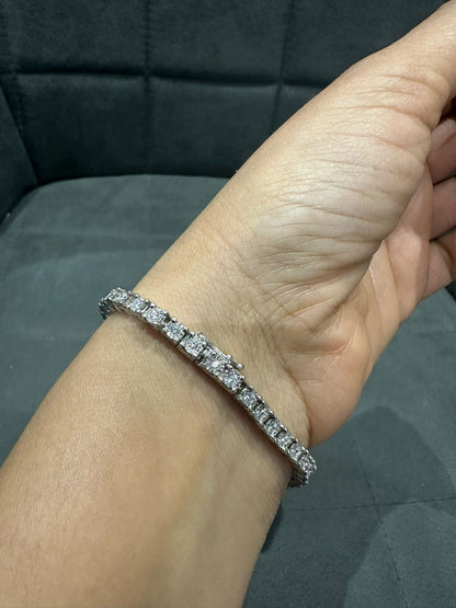 Lab Grown Diamond Illusion Set Tennis Bracelet in 925 Sterling Silver