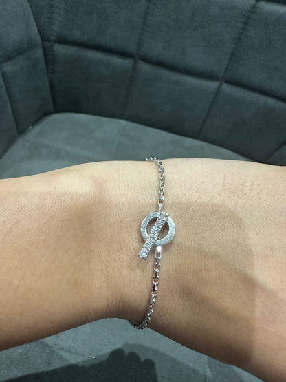 Round Natural Diamond Toggle Bracelet in Platinum for Women | Luxury Jewelry