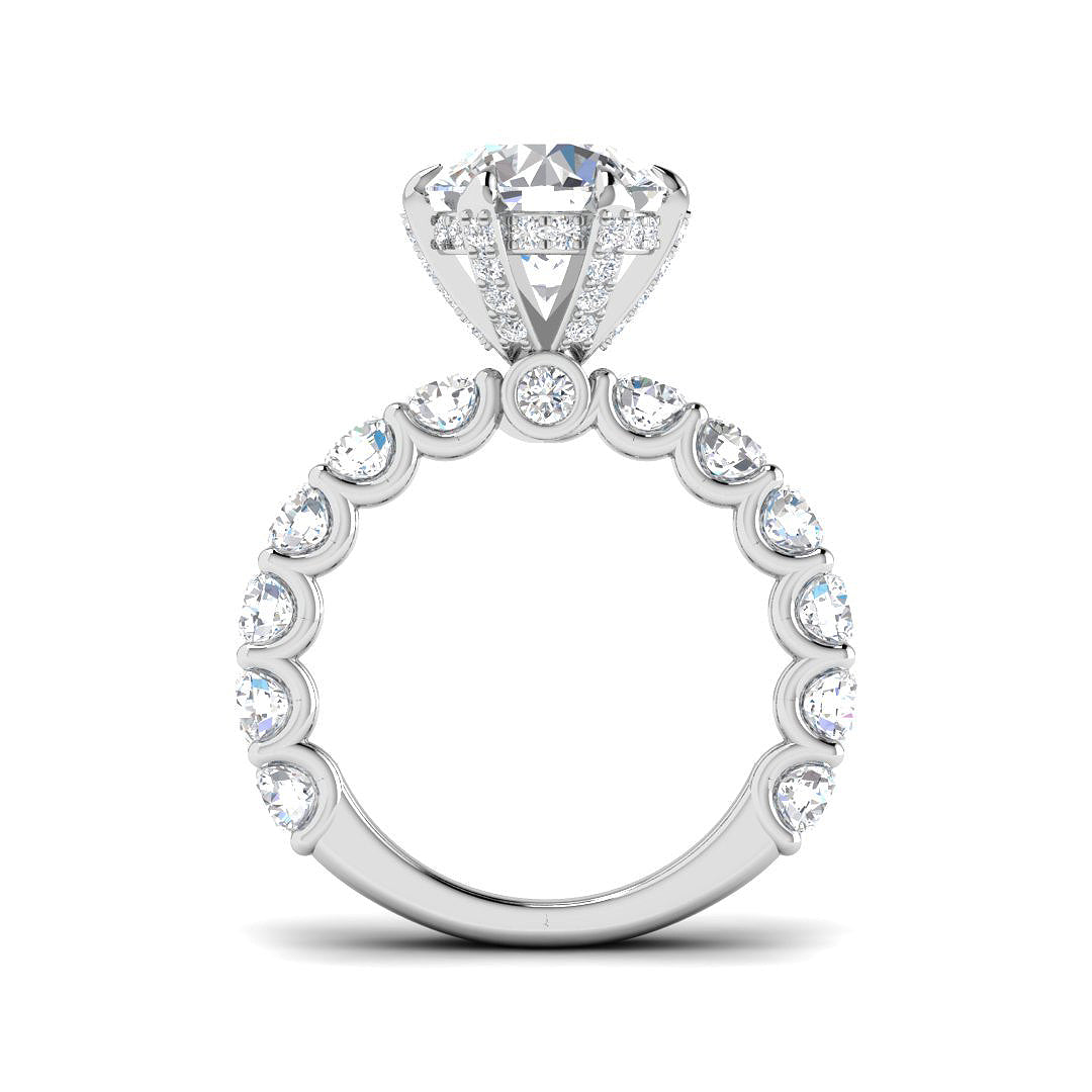 Elegant diamond solitaire ring in white gold