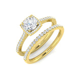 Verlobungsring mit natürlichem, rund geschliffenem Diamanten und Halo-Fassung