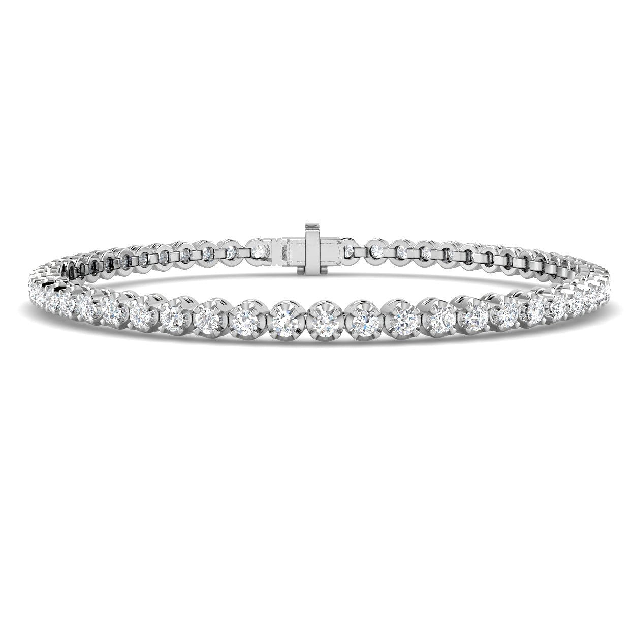 Bracelet de tennis de luxe en or et platine, serti de diamants ronds.