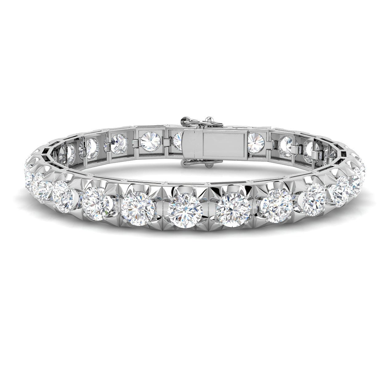 Bracelet de tennis de luxe en or et platine, serti de diamants ronds.