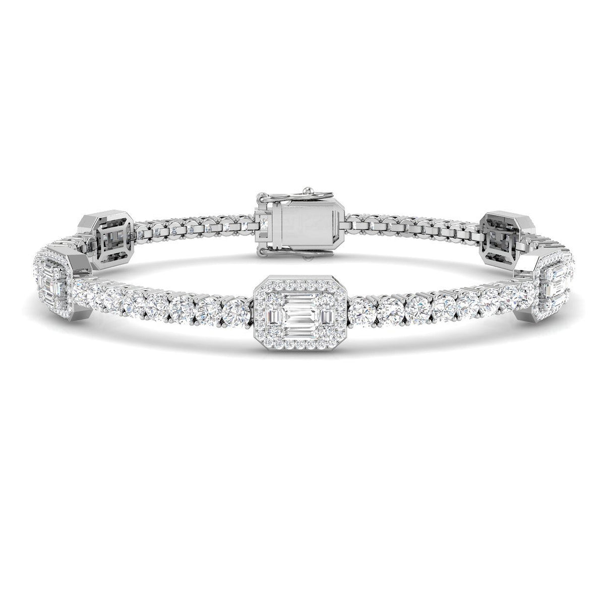 Bracelet de tennis de luxe en or et platine, serti de diamants ronds.