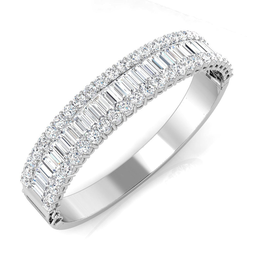 Bracelet de tennis de luxe en or et platine, serti de diamants ronds.