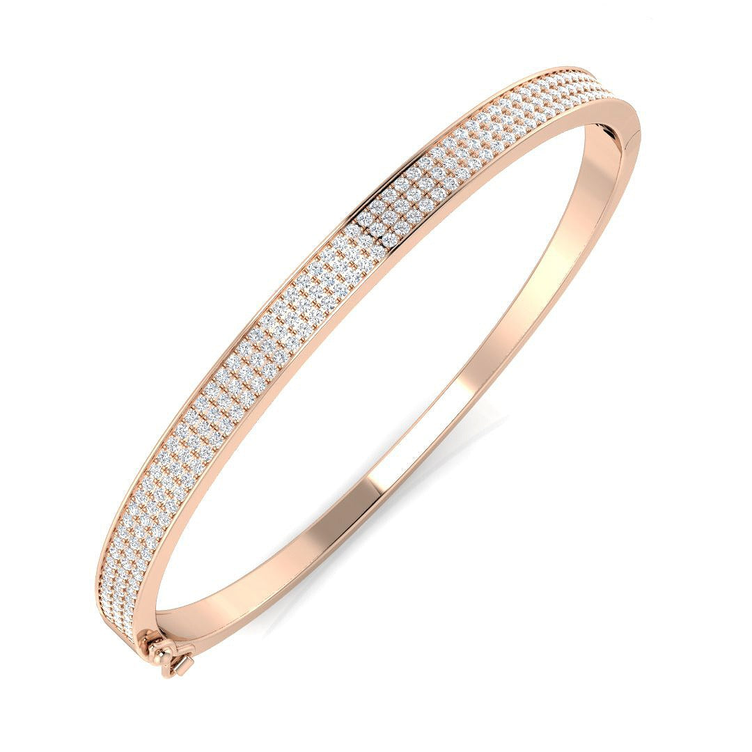 Bracelet de tennis de luxe en or et platine, serti de diamants ronds.