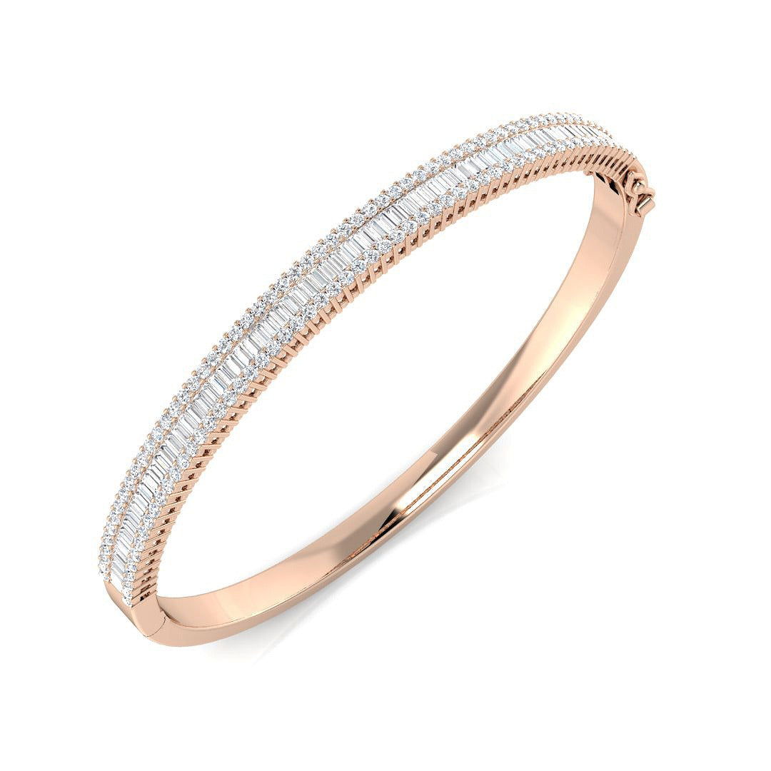 Bracelet de tennis de luxe en or et platine, serti de diamants ronds.