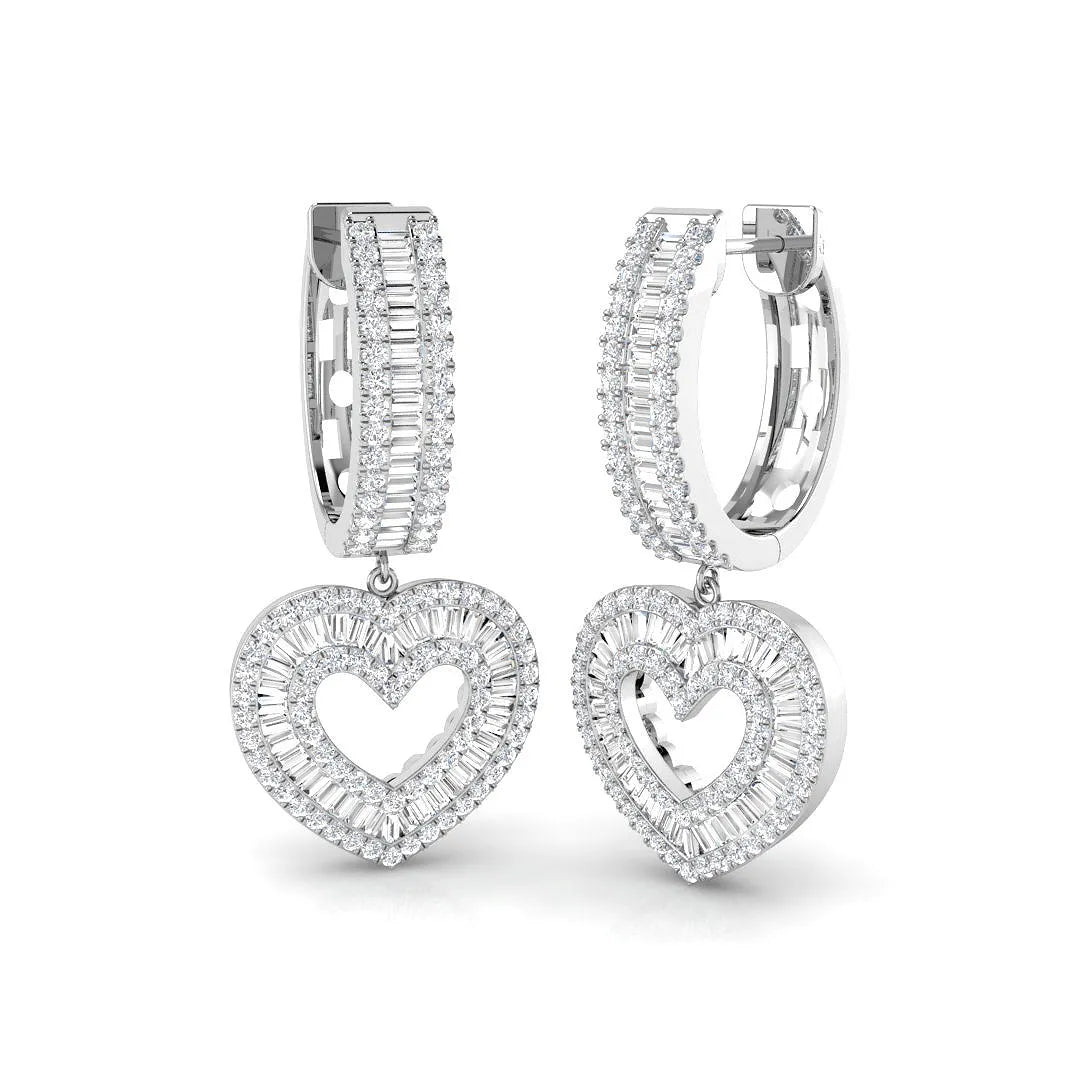 Boucles d'oreilles pendantes en or poinçonné, serties de diamants ronds et baguette de 1,75 carat