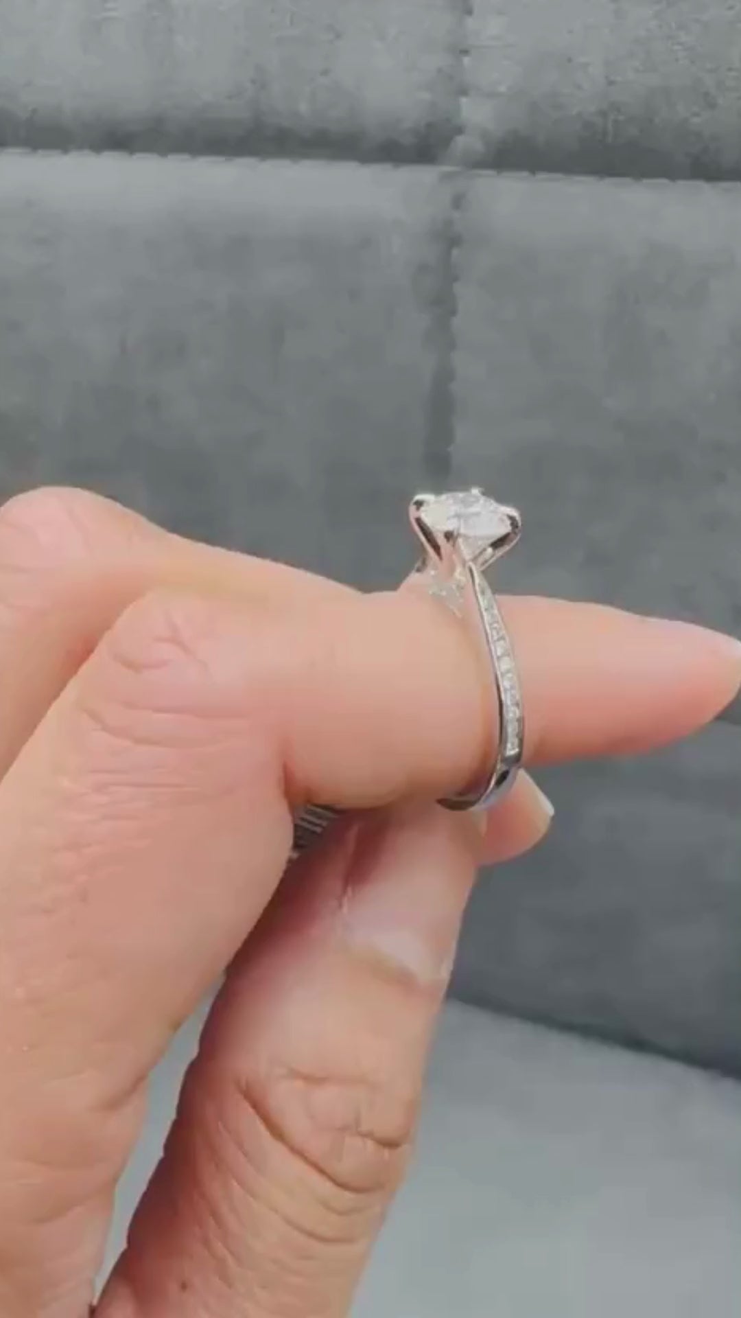 IGI Certified Round Cut Diamond Solitaire Engagement Ring with Side Stones in Platinum