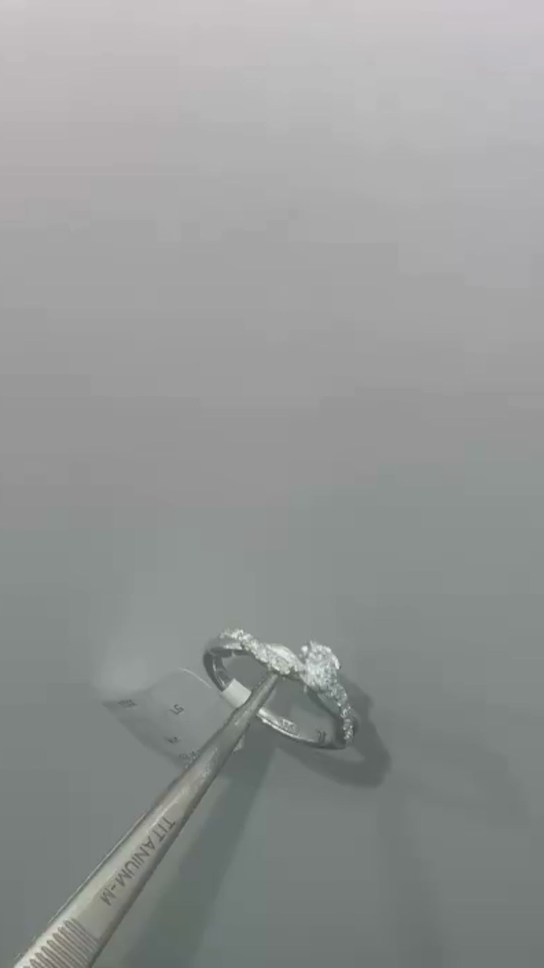 Modern lab diamond ring, Fine jewelry twisted band ring