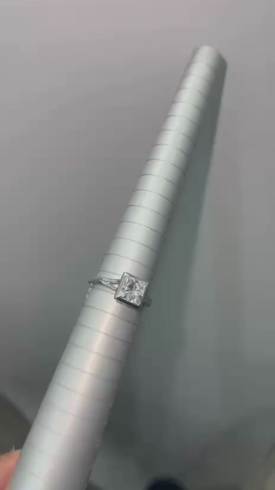 luxury diamond ring
