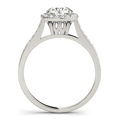 Lab Grown Round Cut DE/VS Diamond Halo Engagement Ring